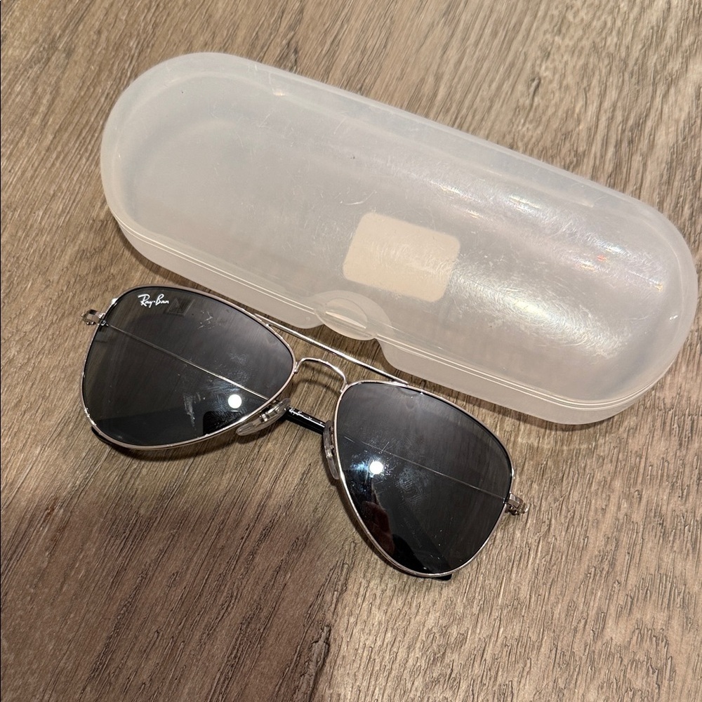 Ray-Ban Silver Aviator Sunglasses with Black Lenses